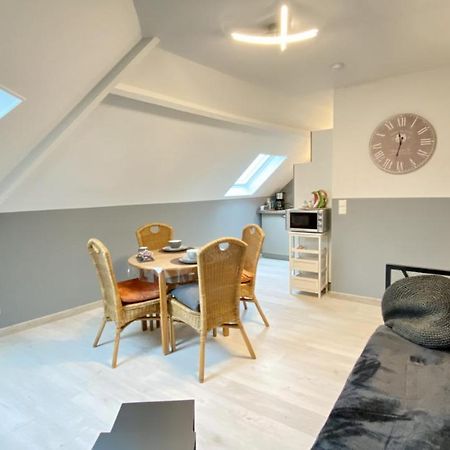Le Viktoria Apartment เลอโครทัว ภายนอก รูปภาพ